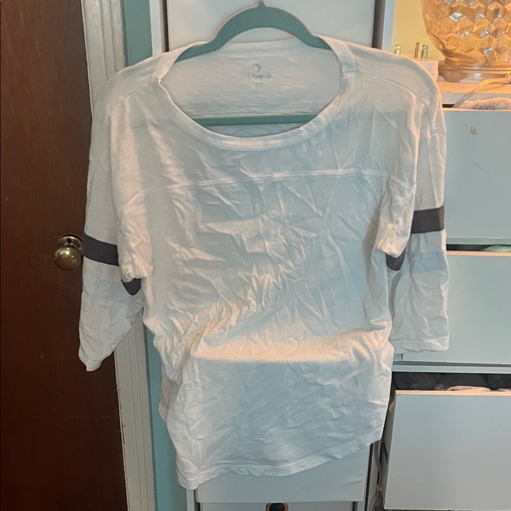 Women's White and Black Top